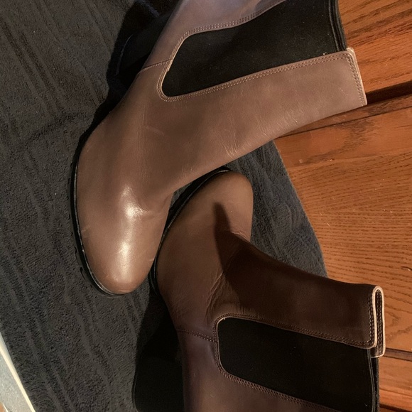 Coach Boot - Picture 2 of 3